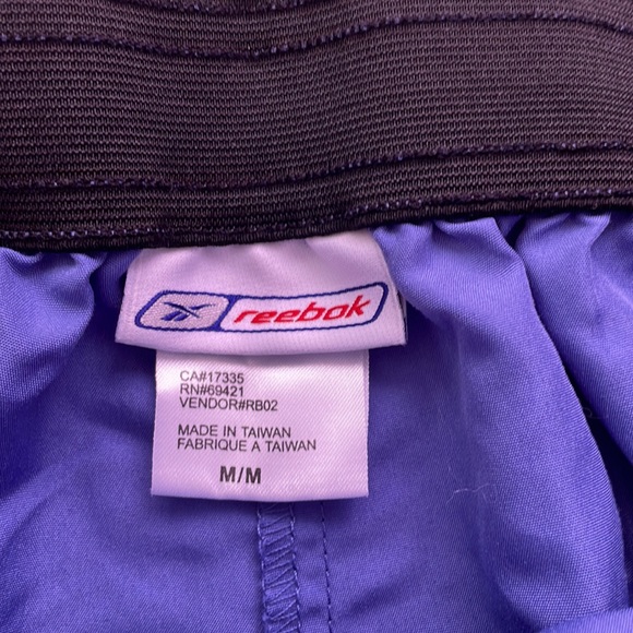 Reebok shorts - Picture 2 of 2